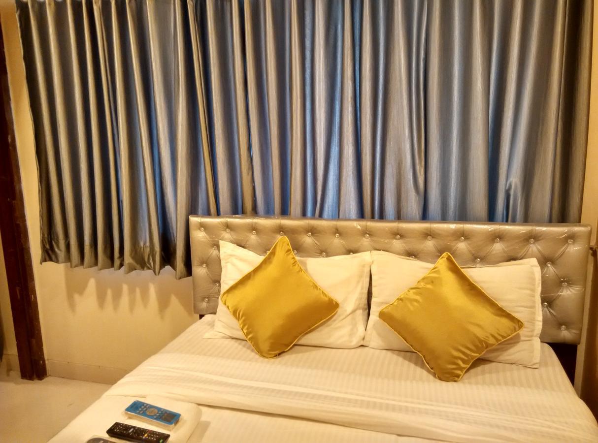 Hotel Silver Castle 뭄바이 외부 사진