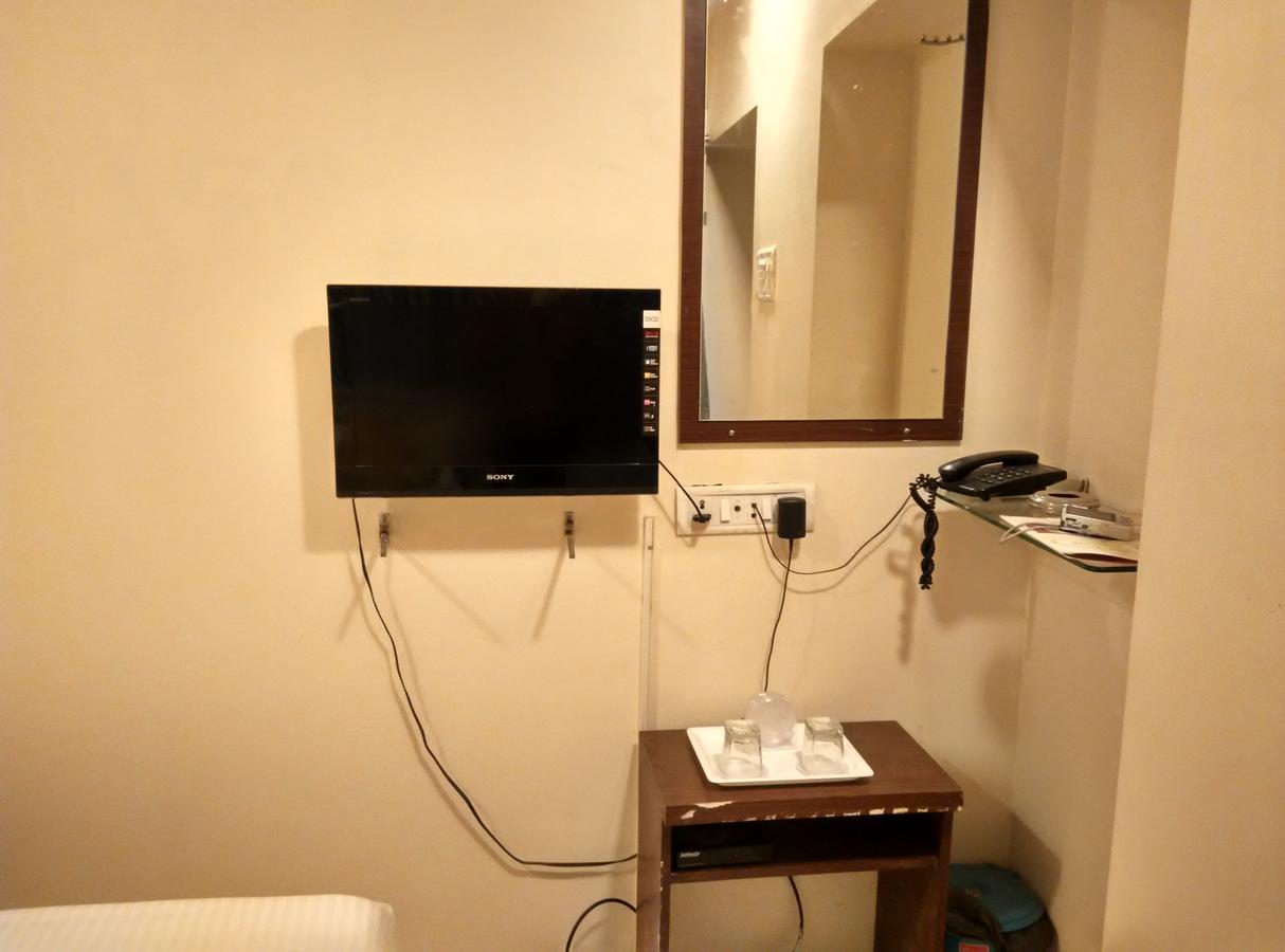 Hotel Silver Castle 뭄바이 외부 사진